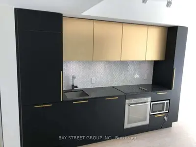 85 Wood Street 1218, Toronto C08, ON M4Y 0E8