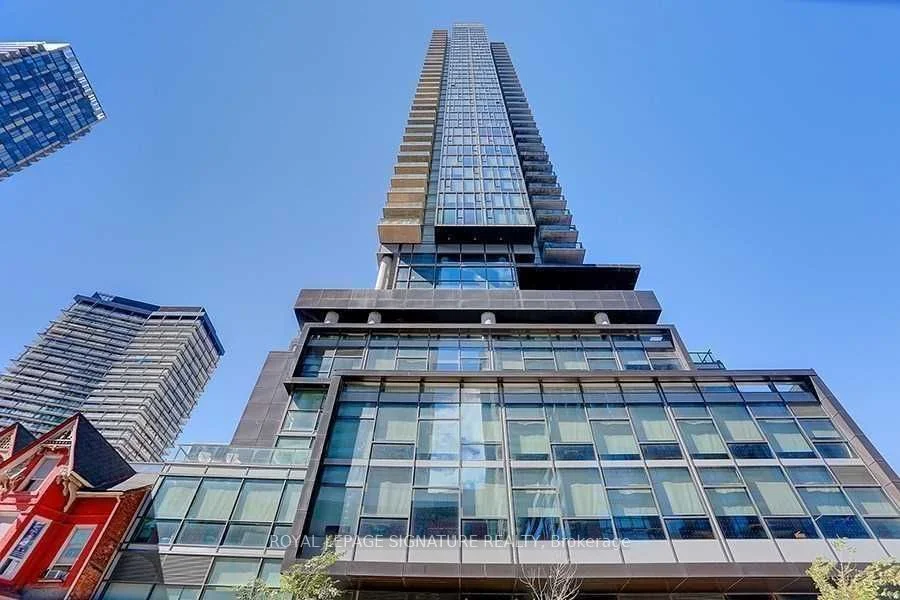 290 Adelaide Street W 1608, Toronto C01, On M5v 1p6