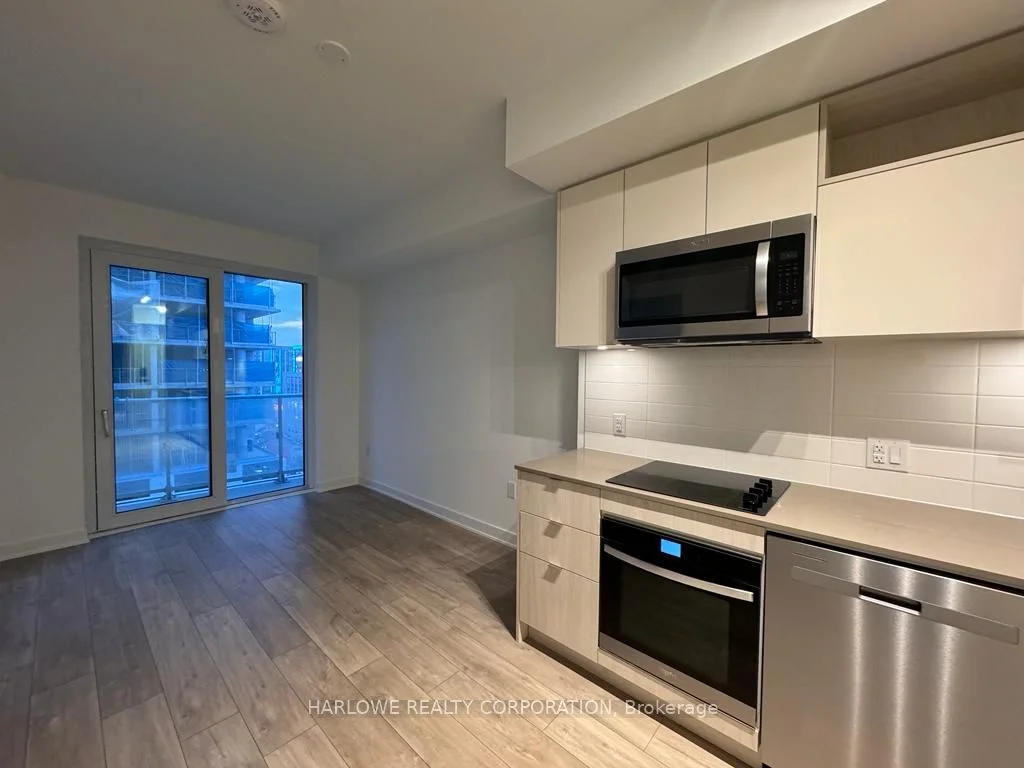 100 Dalhousie Street 1512, Toronto C08, On M5b 0c7