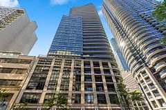 25 Carlton Street 2208, Toronto C08, On M5b 1l4