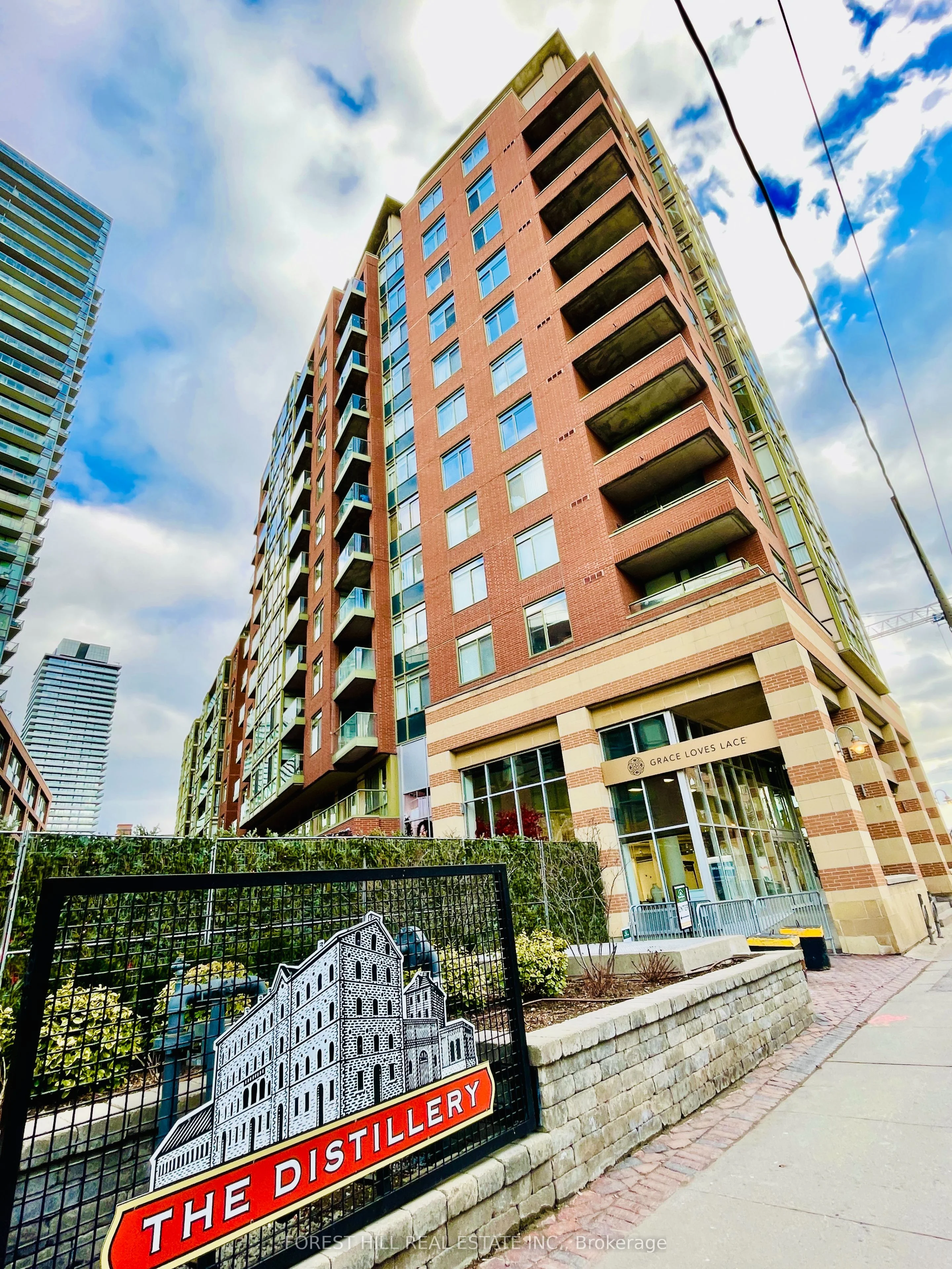 39 Parliament Street 316, Toronto C08, ON M5A 4R2
