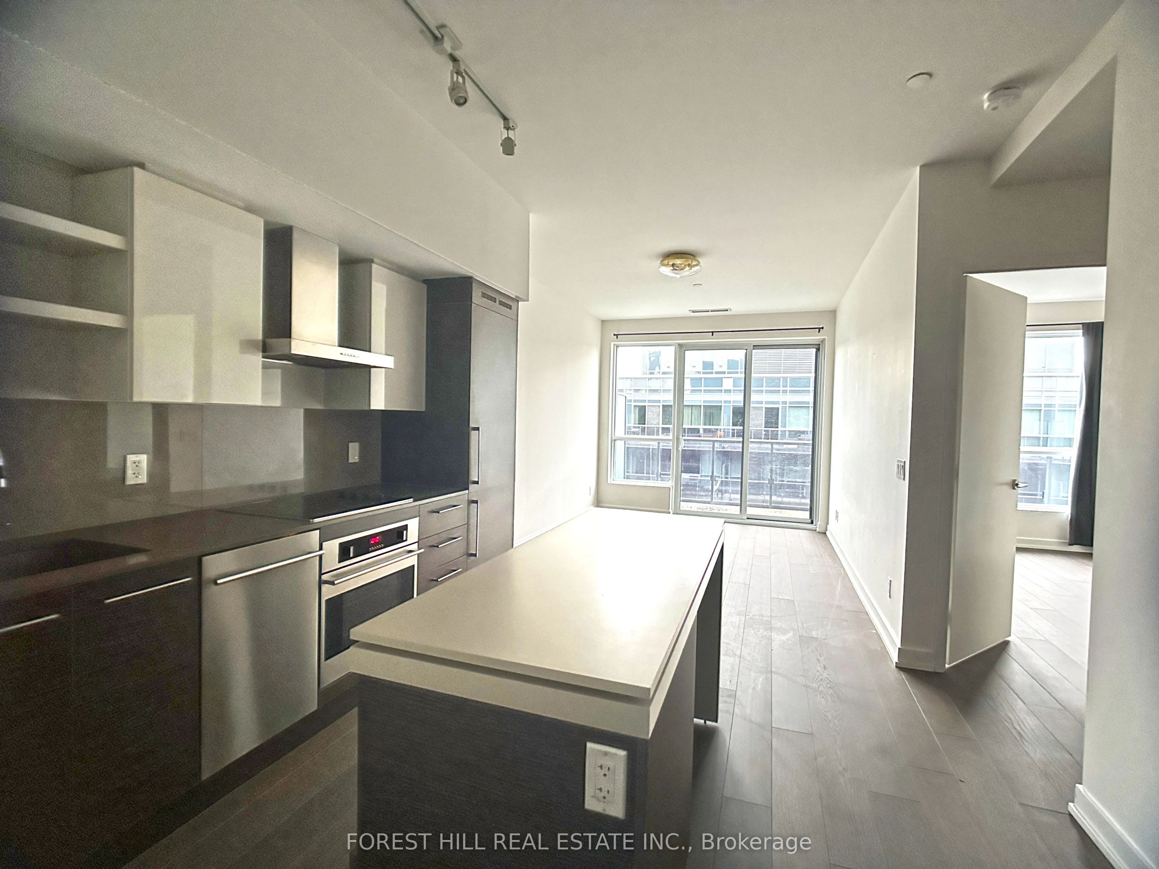 1030 King Street W Ph15, Toronto C01, ON M6K 3N3
