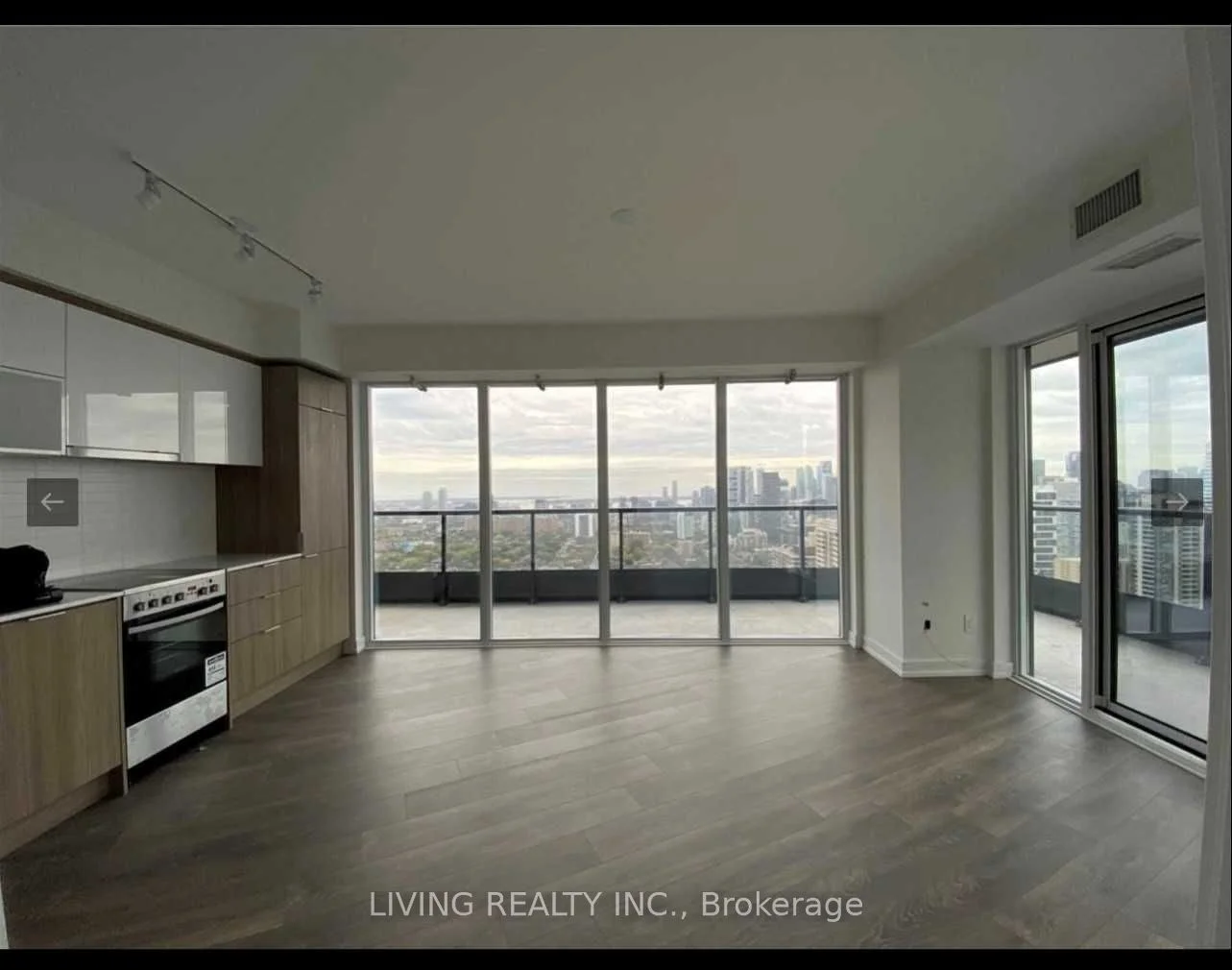 159 Wellesley Street E 3307, Toronto C08, On M4y 0h5