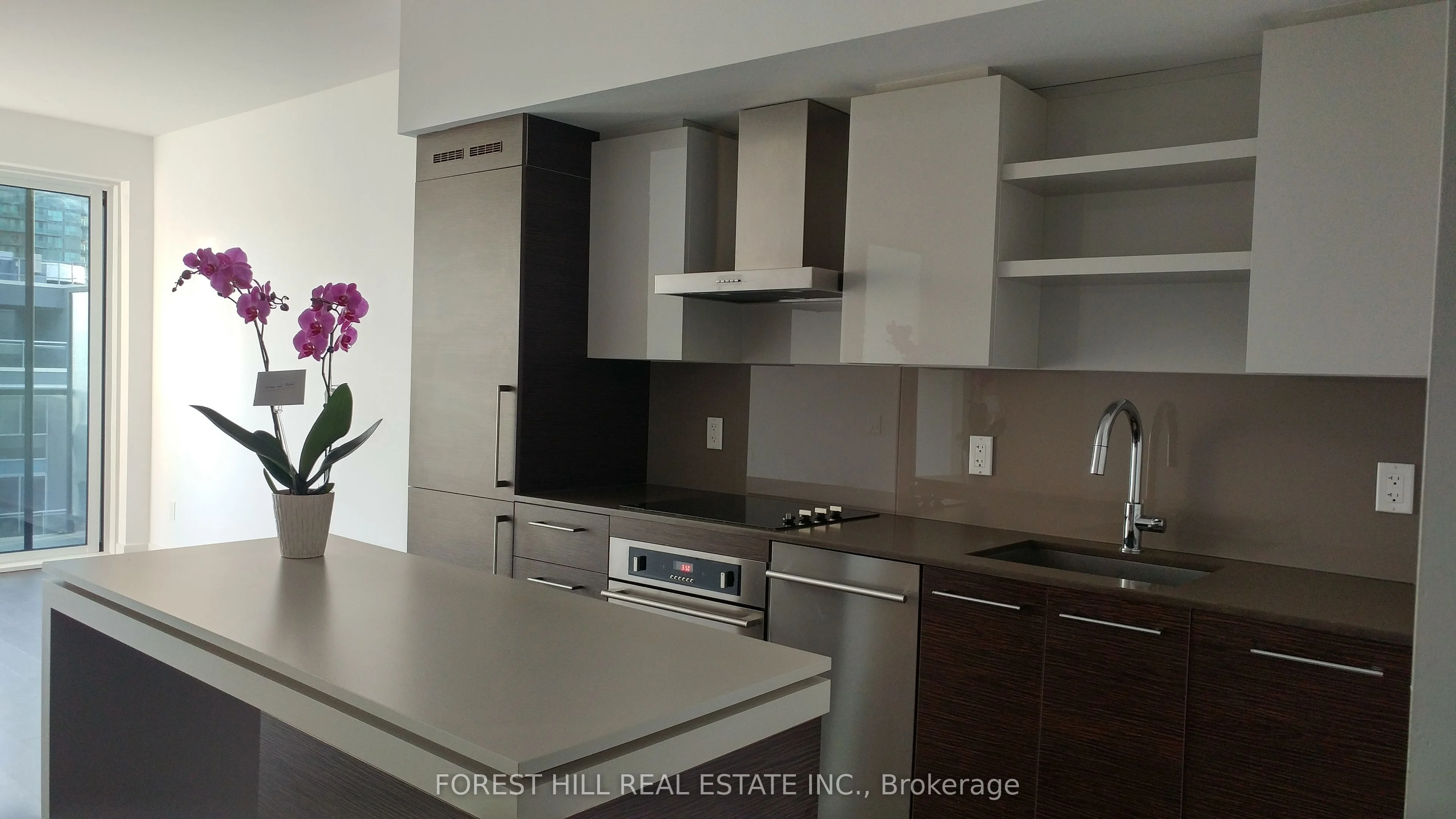 1030 King Street W 1039, Toronto C01, On M6k 0b4