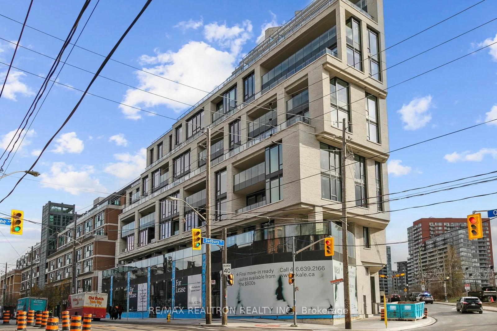 1181 Queen Street W 411, Toronto C01, ON M6H 0H1