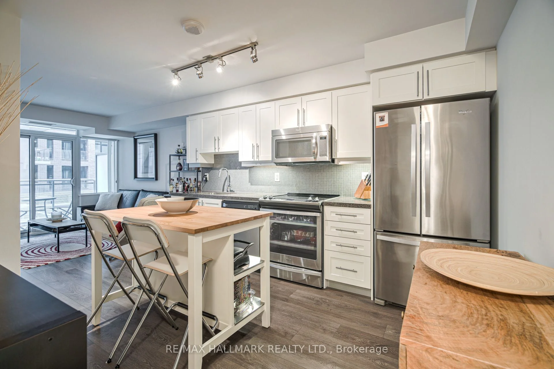 525 Adelaide Street W 531, Toronto C01, On M5v 0n7