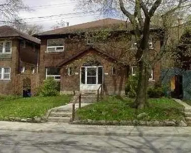 208 Millwood Road Main Fl, Toronto C10, ON M4S 1J7