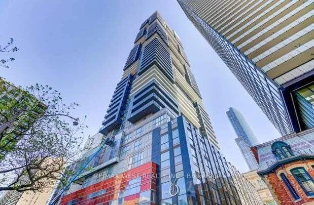 7 Grenville Street 1705, Toronto C01, ON M4Y 0E9
