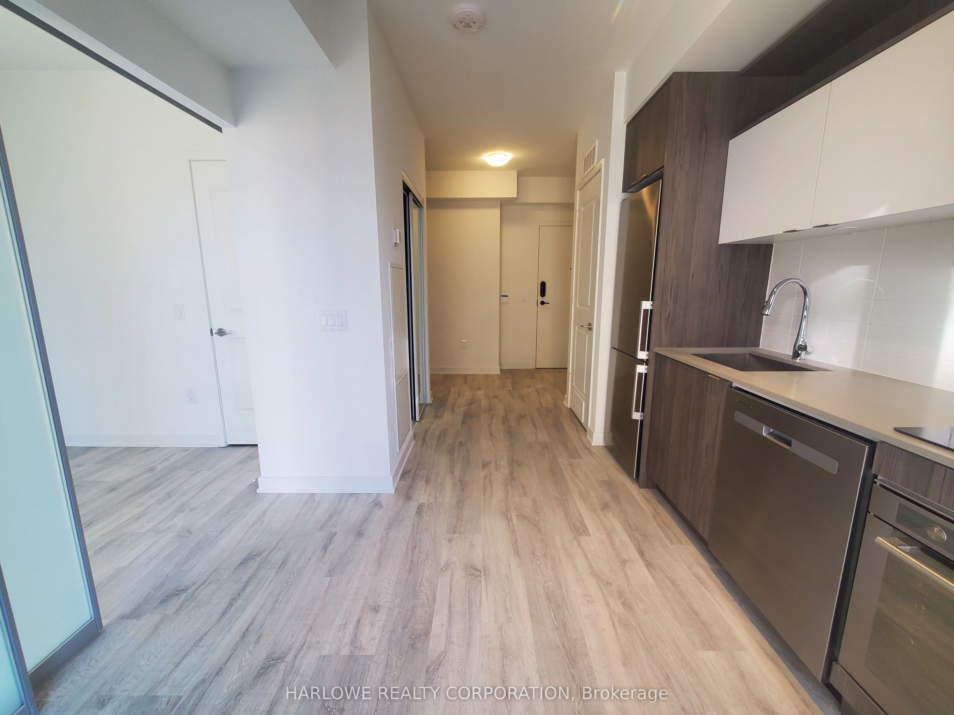 100 Dalhousie Street 705, Toronto C08, ON M5B 0C7
