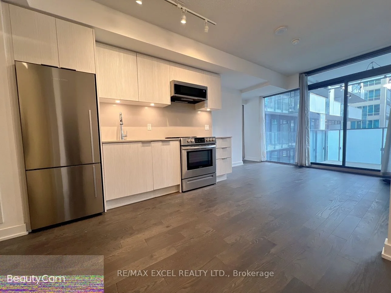 25 Richmond Street E 1008, Toronto C08, On M5c 0a6