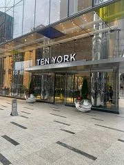 10 York Street 2706, Toronto C01, On M5j 0e1
