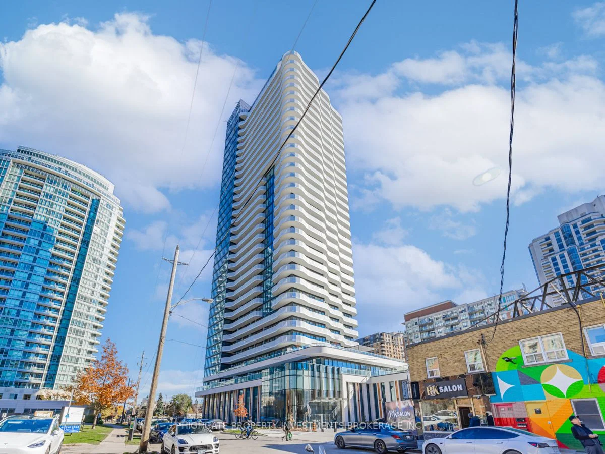 15 Holmes Avenue 402, Toronto C14, On M2n 4l8