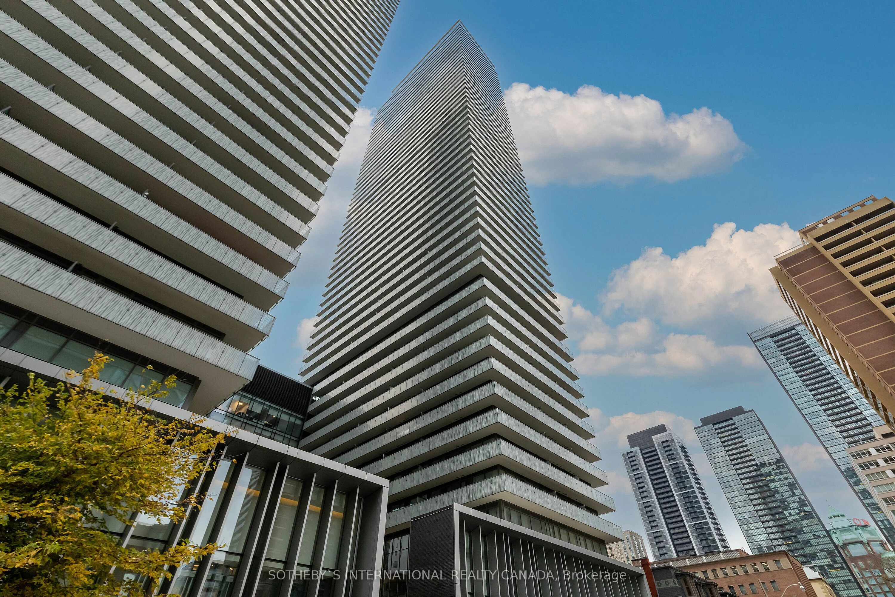 50 Charles Street E 5007, Toronto C08, ON M4Y 1T1