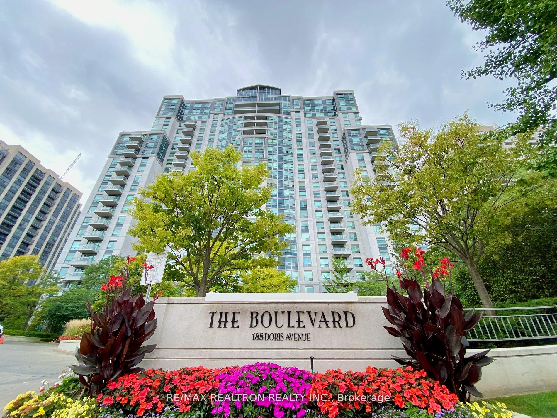 188 Doris Avenue 1619, Toronto C14, ON M2N 6Z5