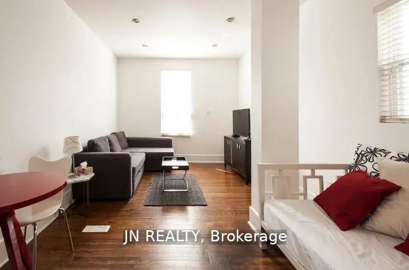 312 Harbord Street, Toronto C01, On M6g 1g8