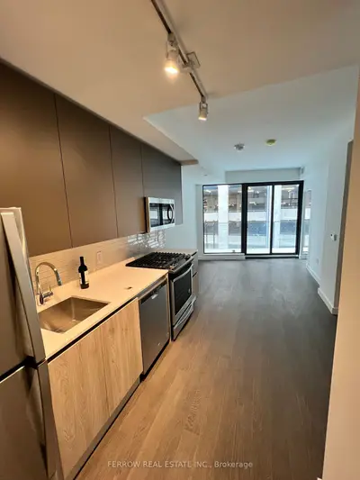 2a Church Street 304, Toronto C08, On M5e 0e1