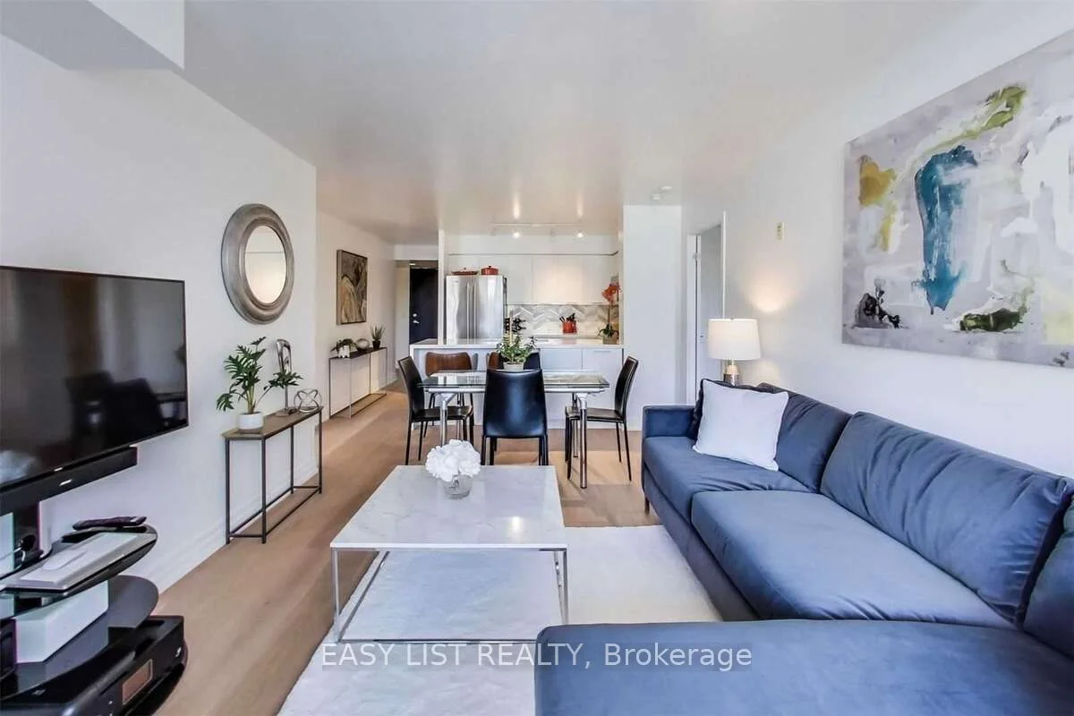 330 Adelaide Street E 701, Toronto C08, On M5a 4s9
