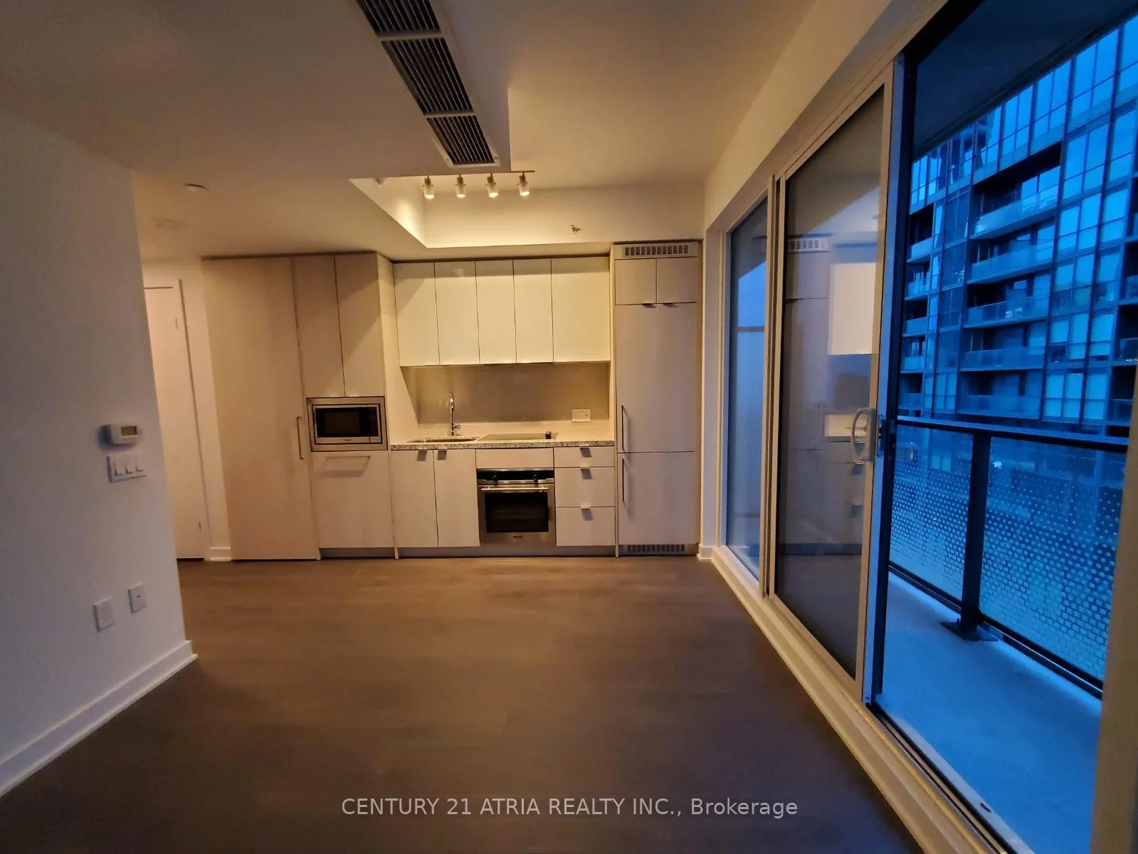 115 Blue Jays Way 4508, Toronto C01, On M5v 0n4