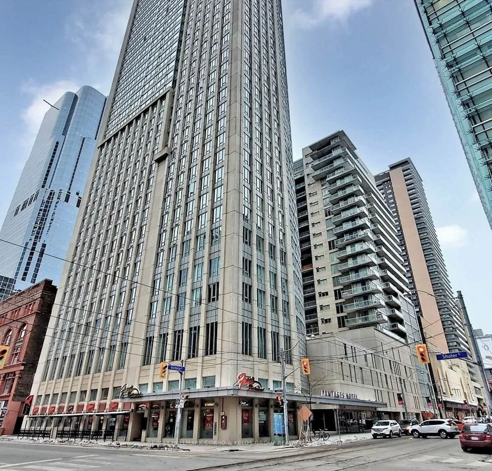 200 Victoria Street 1210, Toronto C08, On M5b 1v8