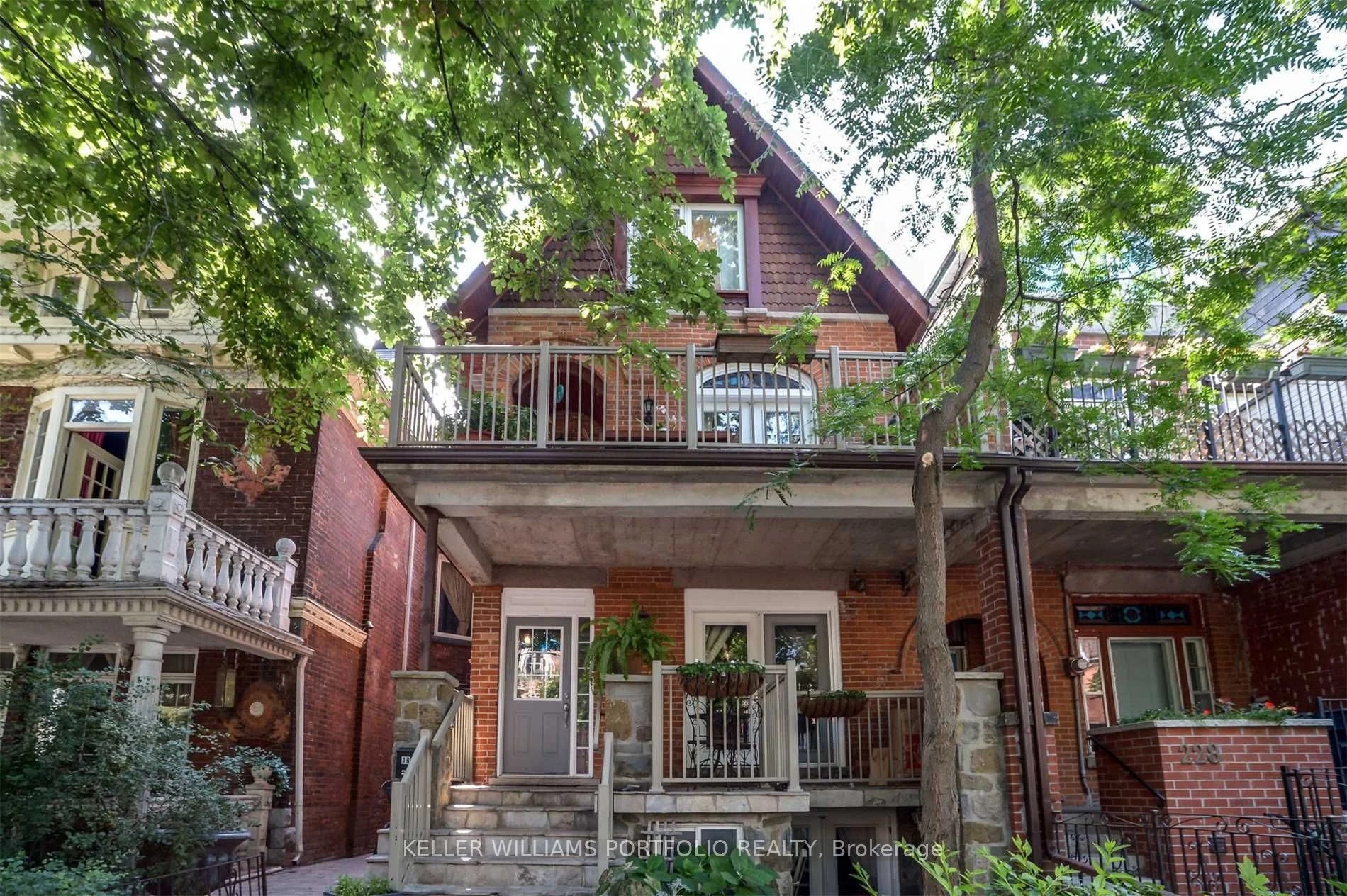 226 Dovercourt Road 2, Toronto C01, On M6j 3e1