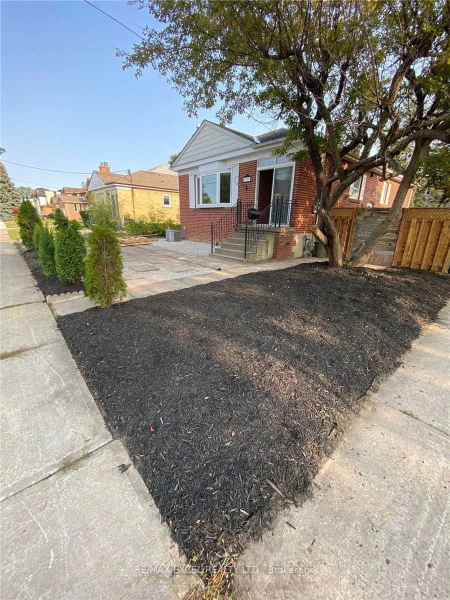 337 Patricia Avenue, Toronto C07, On M2r 2m6