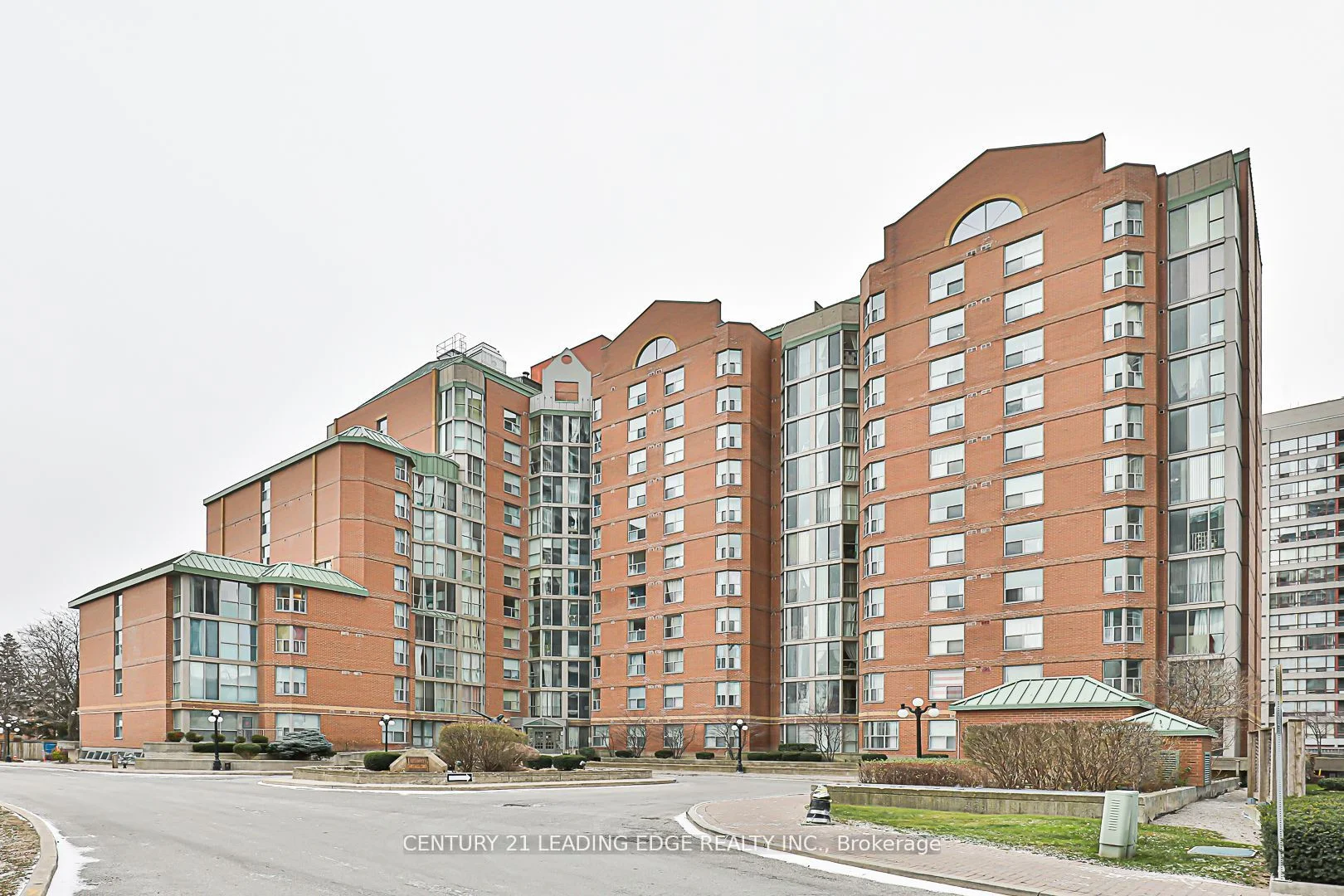 5795 Yonge Street 206, Toronto C14, On M2m 4j3