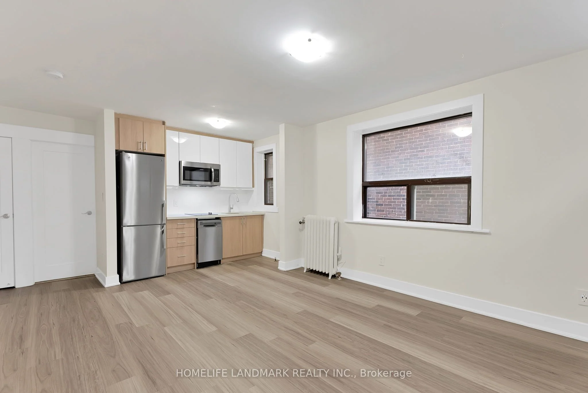 383 Sherbourne Street 18, Toronto C08, ON M4X 1K4
