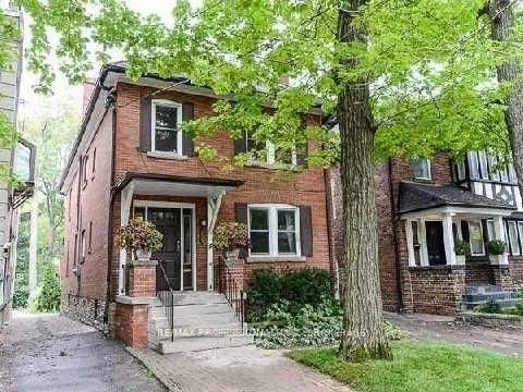 305 St Clair Avenue E MAIN FL, Toronto C09, ON M4T 1P3