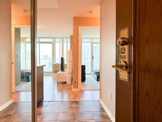 5500 Yonge Street #2409, Toronto C07, On M2n 7l1