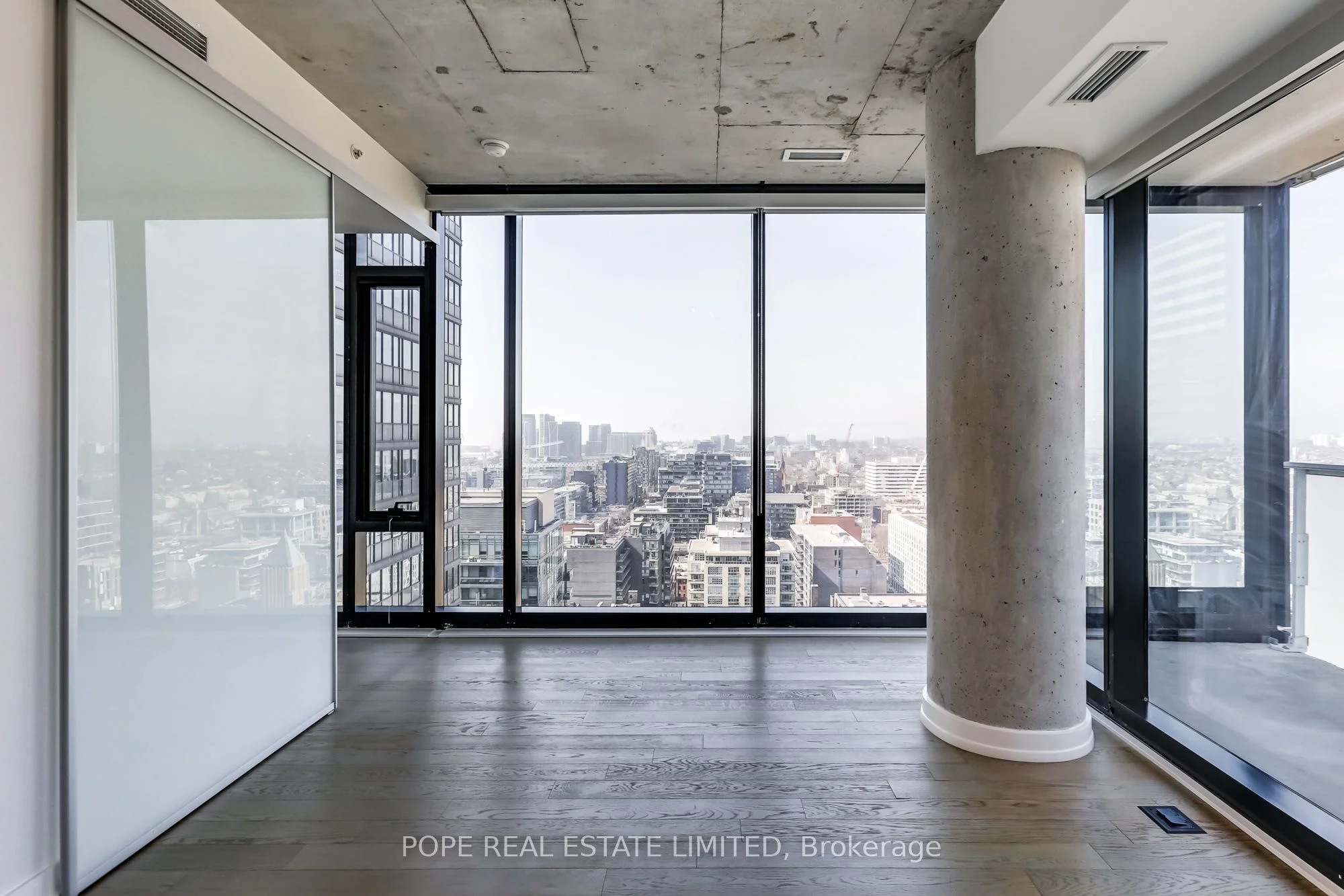 11 Charlotte Street 2403, Toronto C01, On M5v 0m6