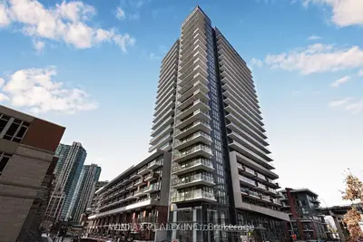 38 Iannuzzi Street E 1507, Toronto C01, ON M5V 0S2