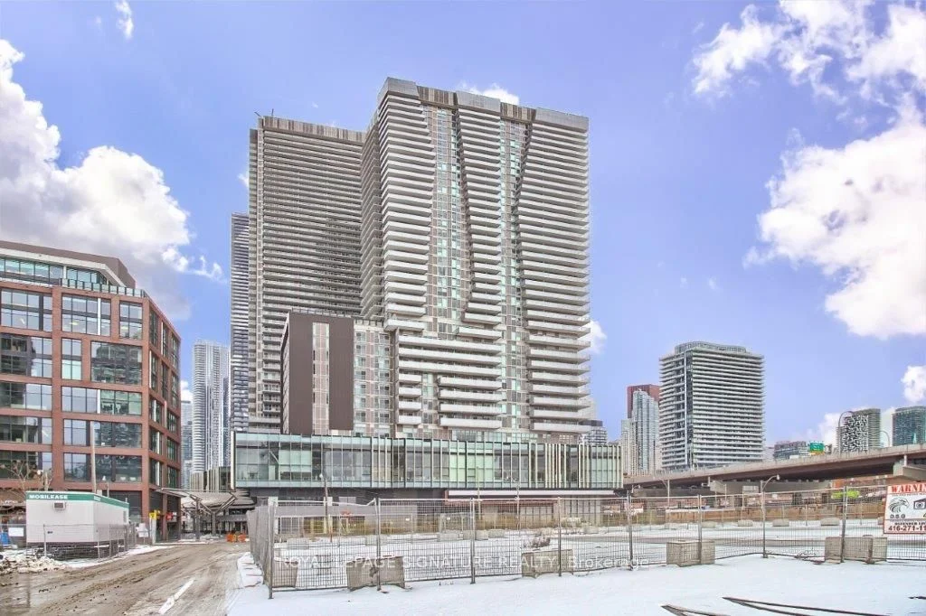 20 Richardson Street 1208, Toronto C08, On M5a 0s6