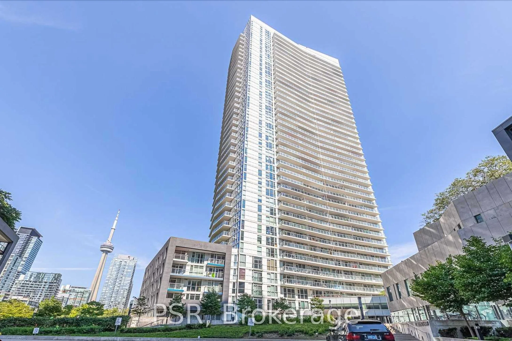 75 Queens Wharf Road 319, Toronto C01, On M5v 0j8