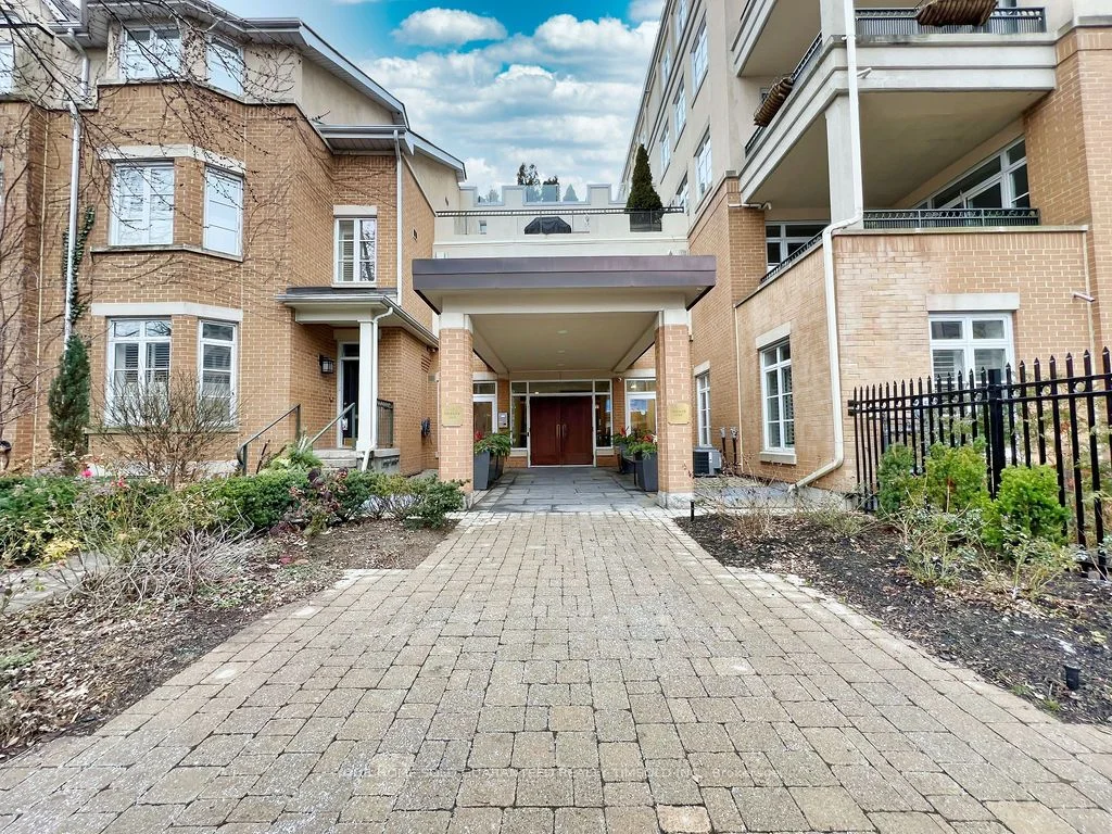 21 Shaftesbury Avenue 302, Toronto C09, ON M4T 3B4