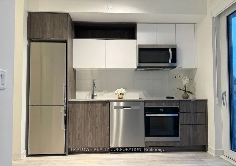 100 Dalhousie Street 1505, Toronto C08, On M5b 0c7