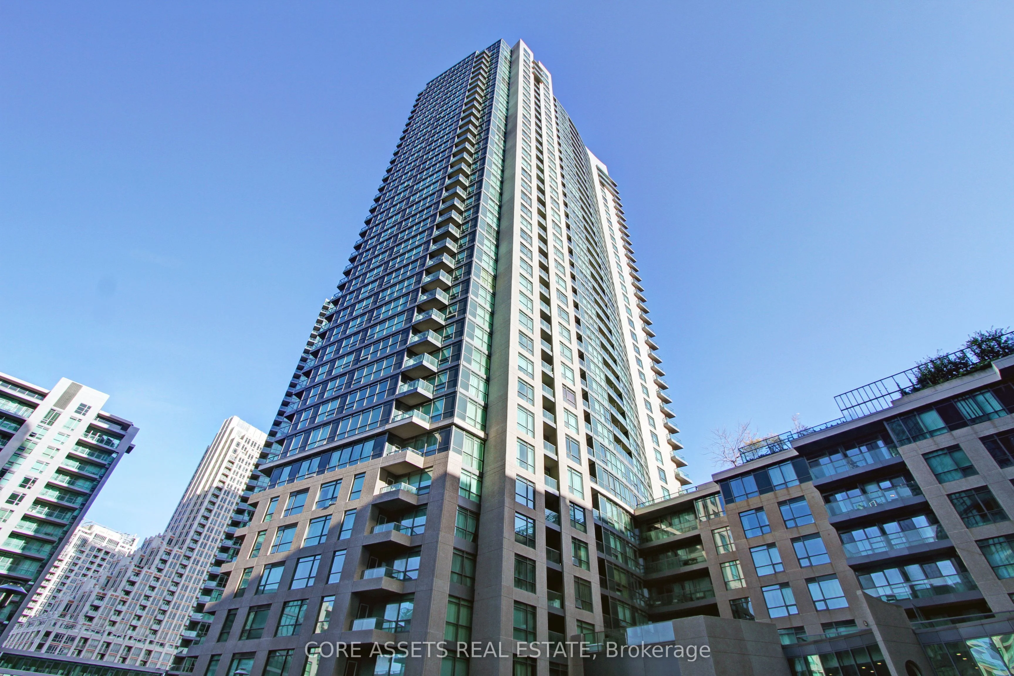 219 Fort York Boulevard 622, Toronto C01, On M5v 1b1