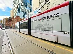 17 Dundonald Street 508, Toronto C08, On M4y 1k3