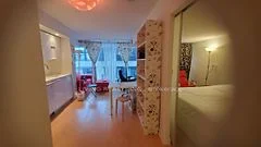 25 Capreol Court 802, Toronto C01, ON M5V 3Z7