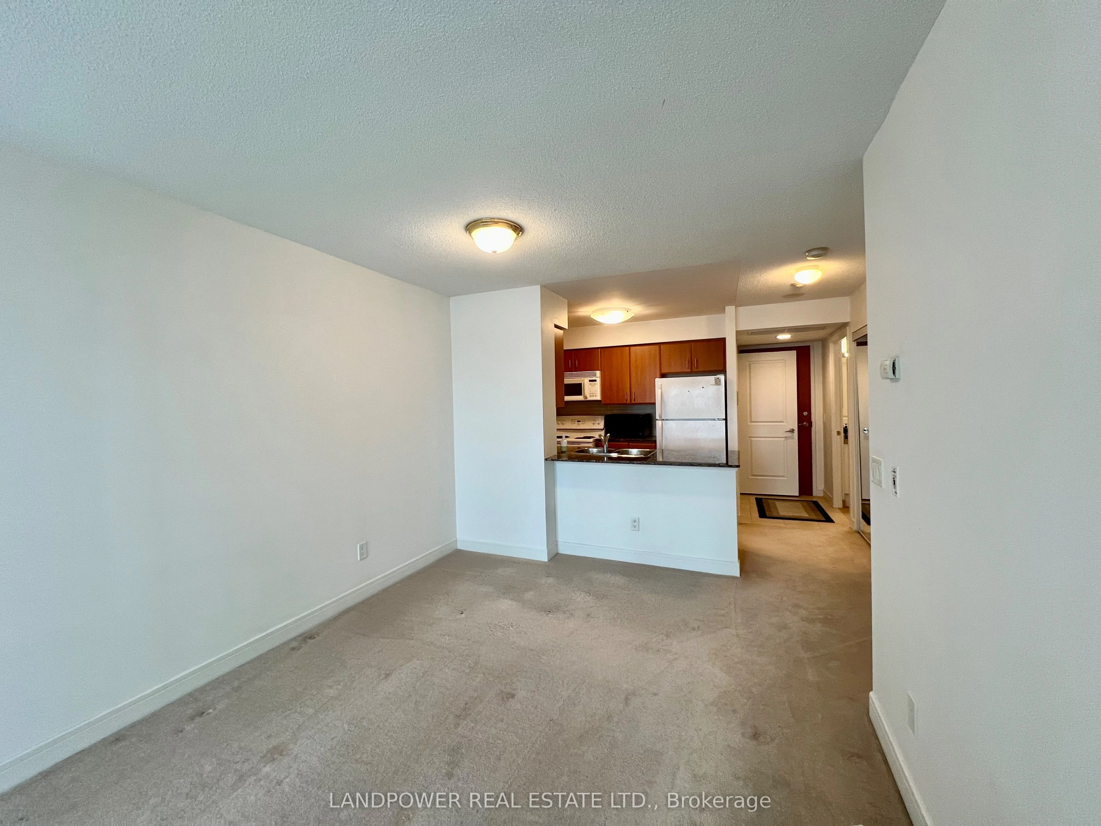 31 Bales Avenue 703, Toronto C14, On M2n 7l6