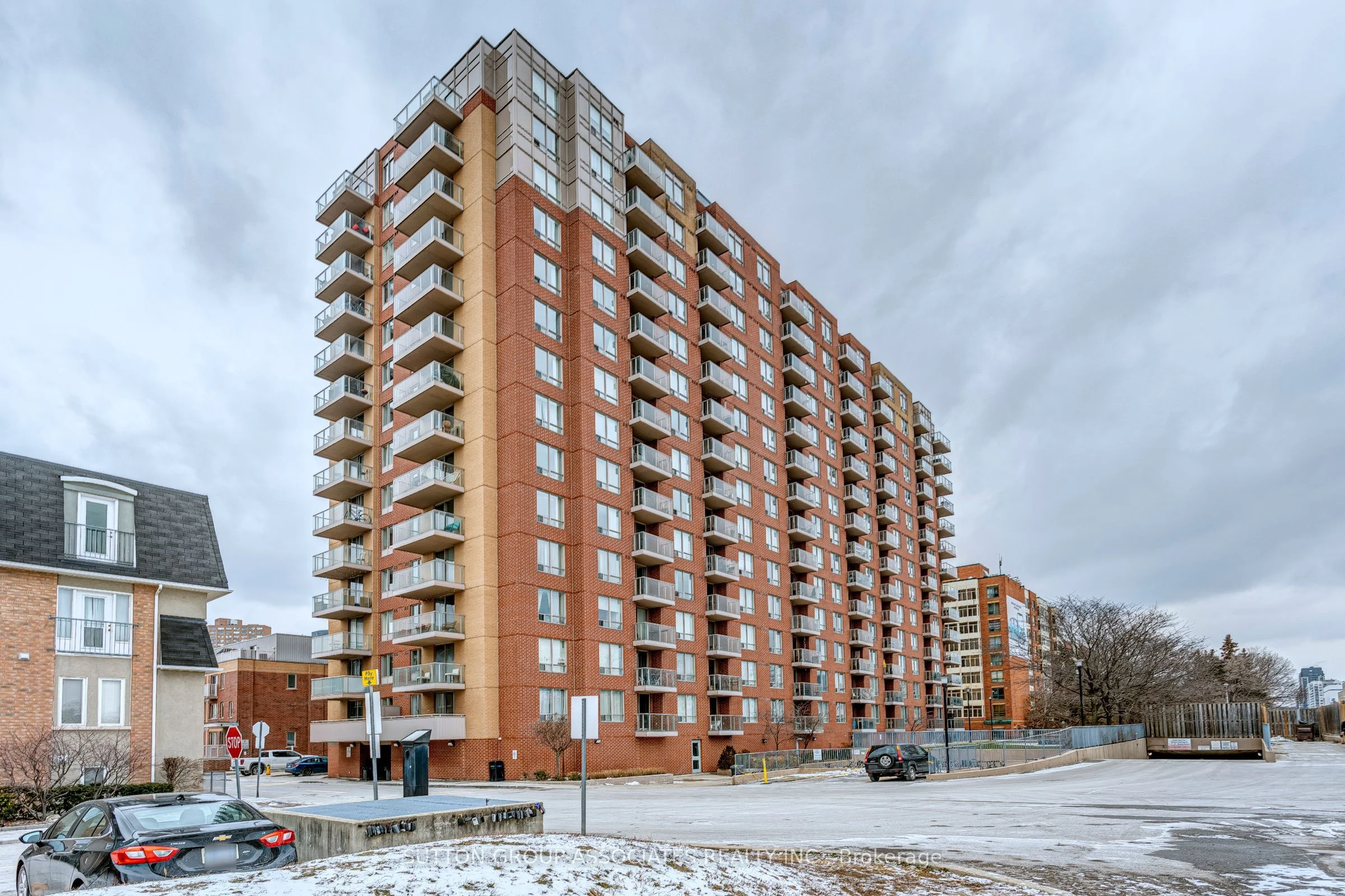 1369 Bloor Street W 1507, Toronto C01, On M6p 4j4