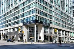 36 Blue Jays Way 911, Toronto C01, On M5v 3t3