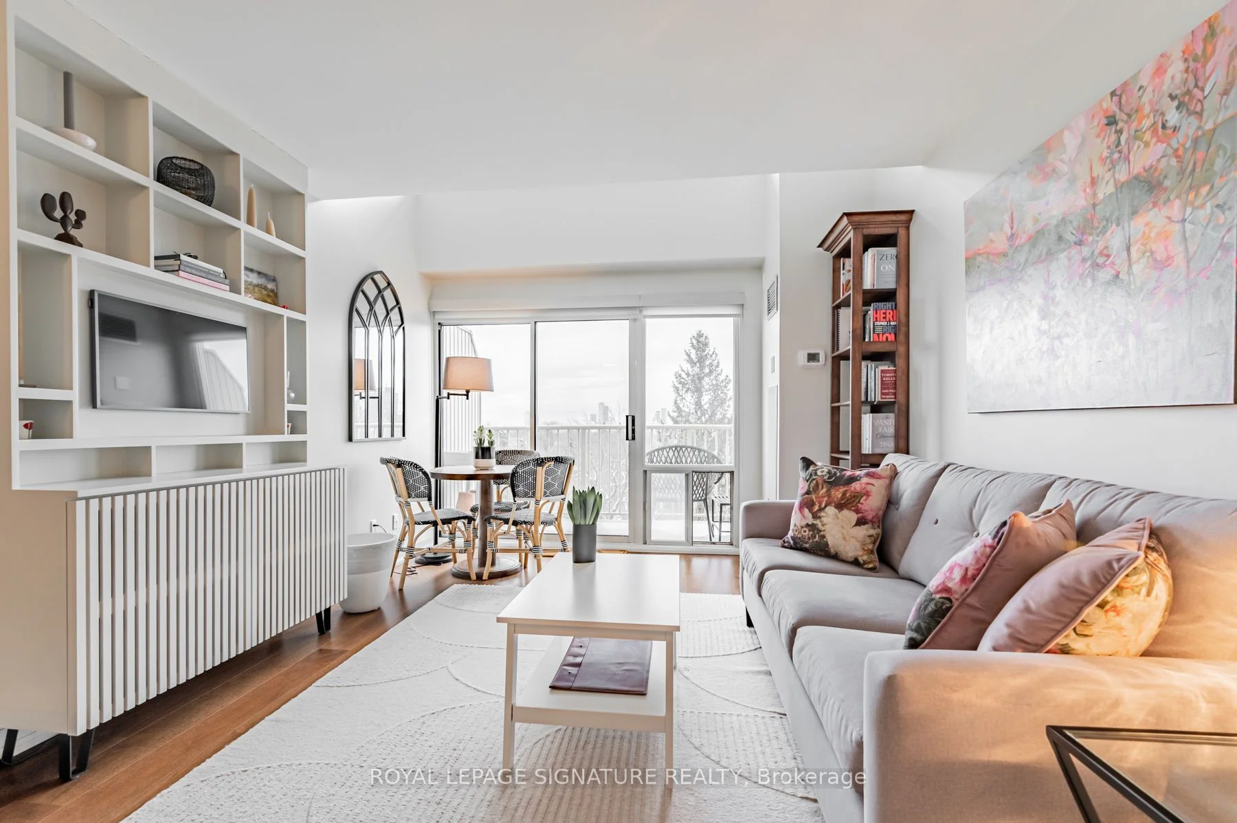 119 Merton Street 819, Toronto C10, On M4s 3g5