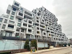 38 Cameron Street Gv24, Toronto C01, On M5t 2h5