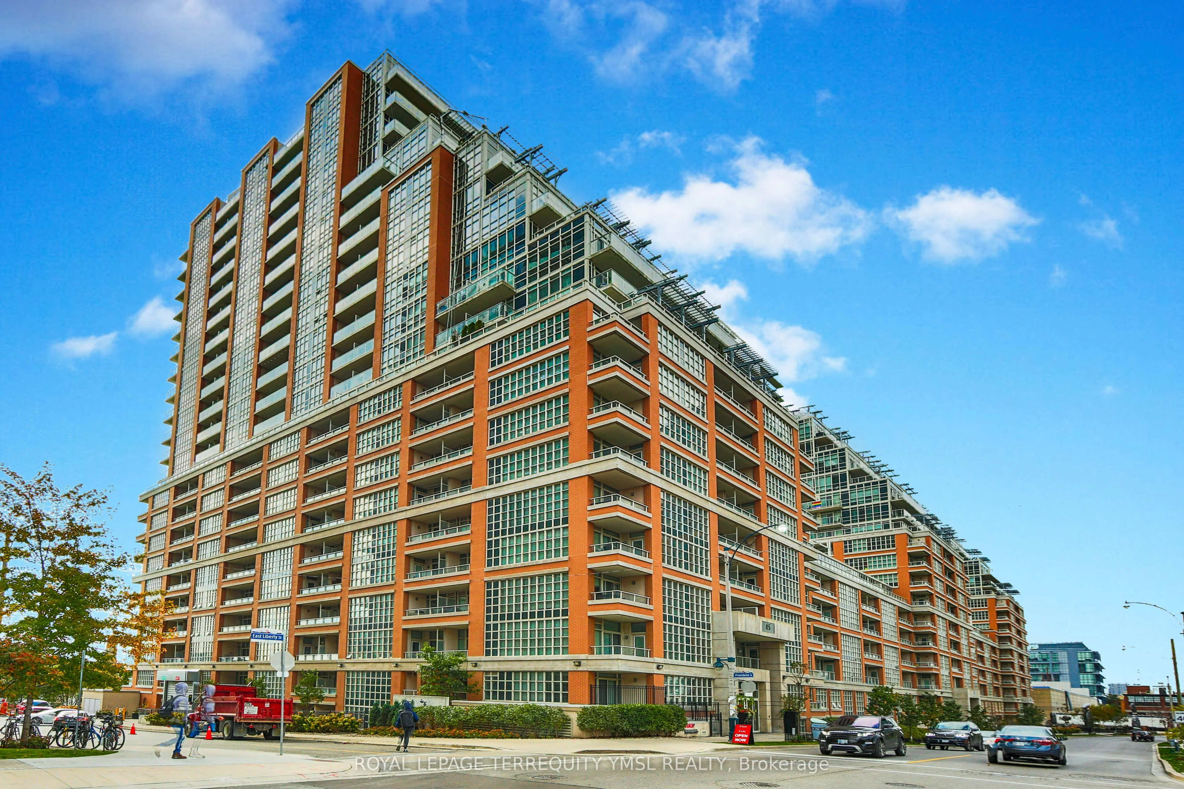 65 East Liberty Street 409, Toronto C01, On M6k 3r2
