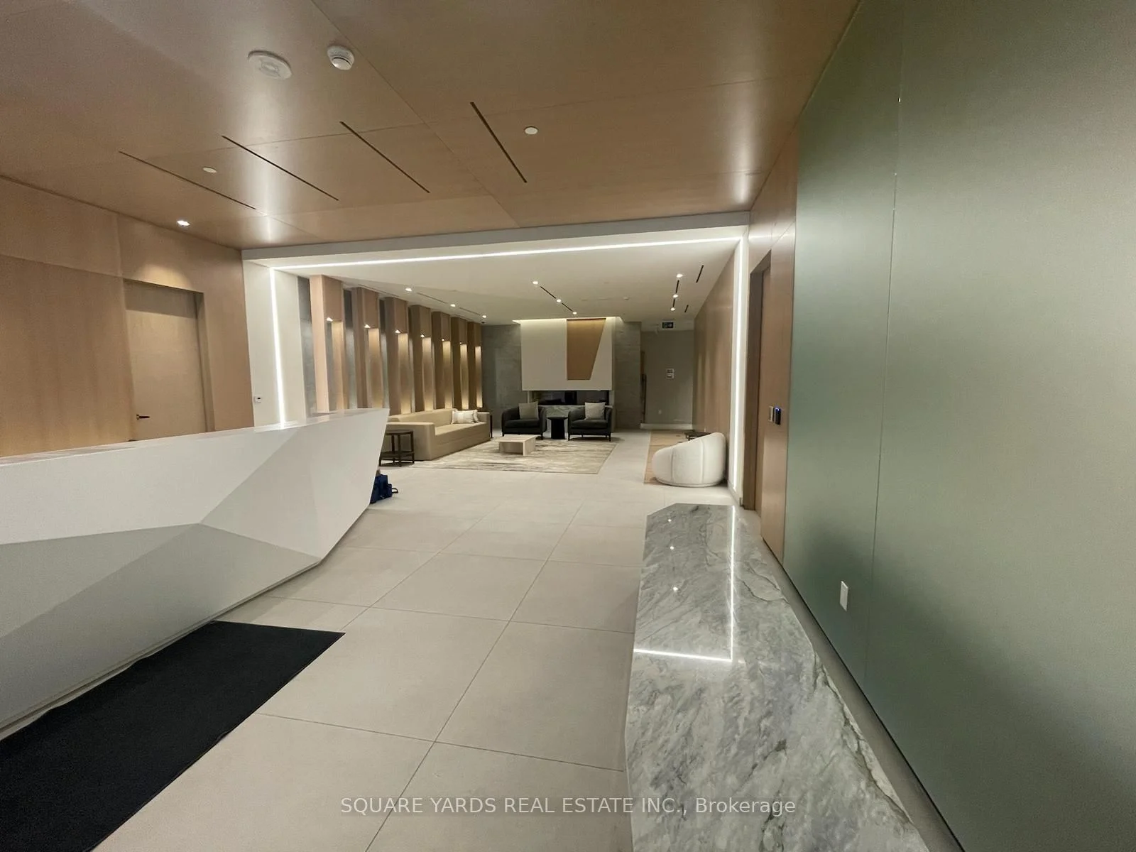 5 Defries Street 402, Toronto C08, ON M5A 3R4