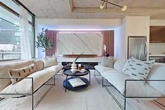 55 Stewart Street 410, Toronto C01, ON M5V 2V1