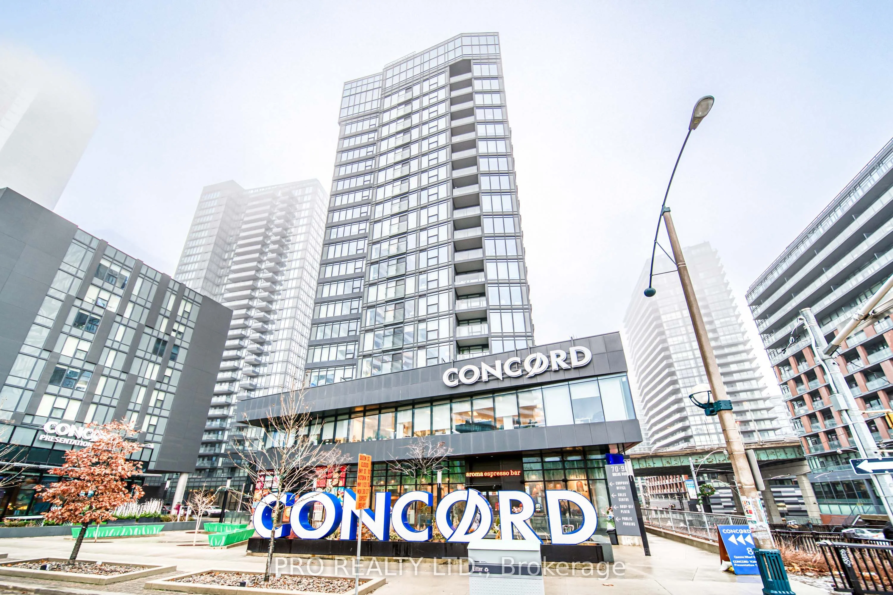 80 Queens Wharf Road 909, Toronto C01, ON M5V 0J3