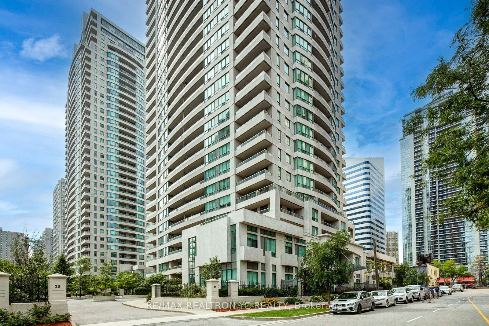 23 Hollywood Avenue 1103, Toronto C14, ON M2N 7L8
