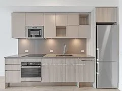 #215 118 Merchants Wharf, Toronto C08, On, M5a 0l3