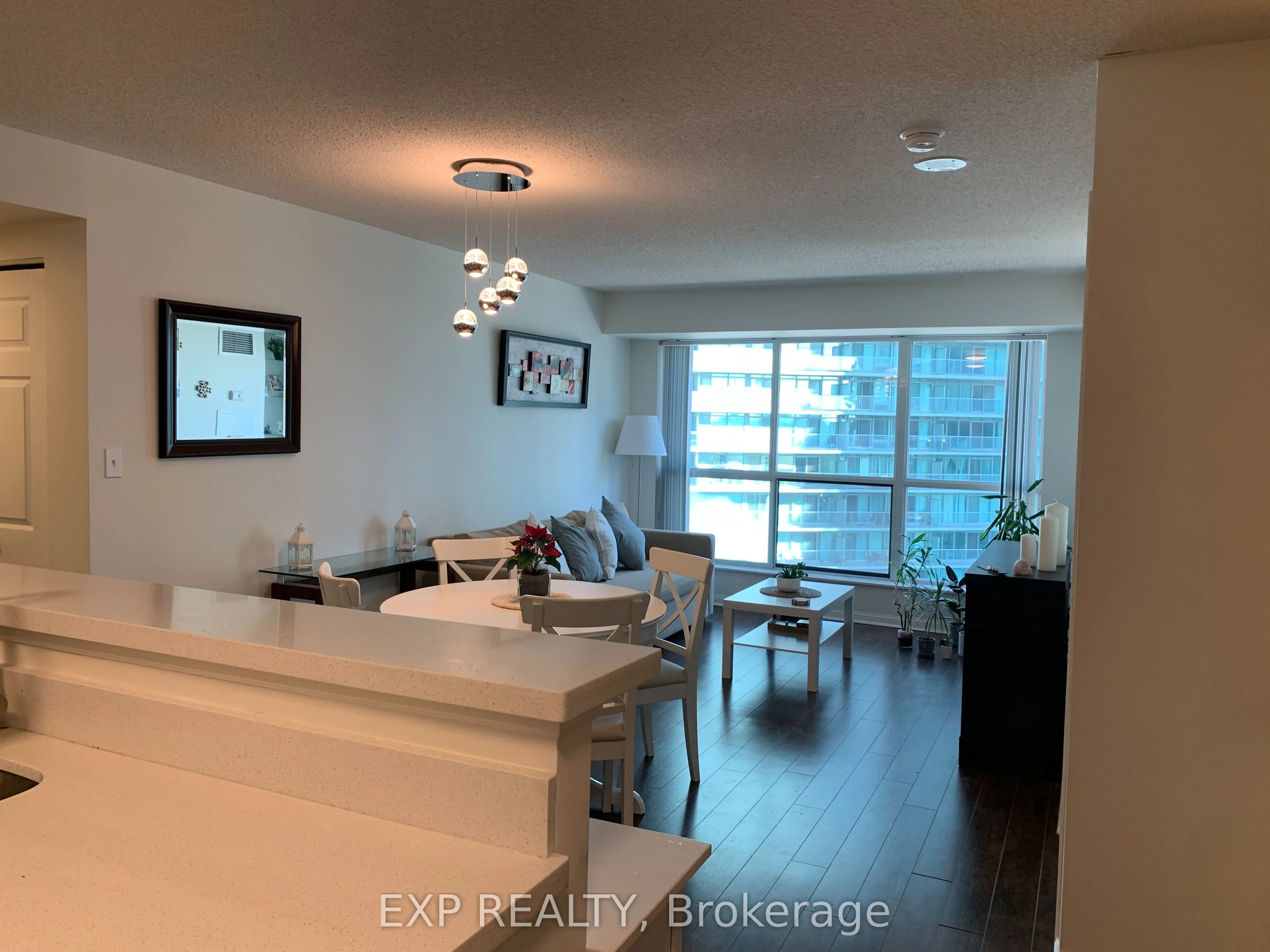 23 Lorraine Drive 817, Toronto C07, On M2n 6z6